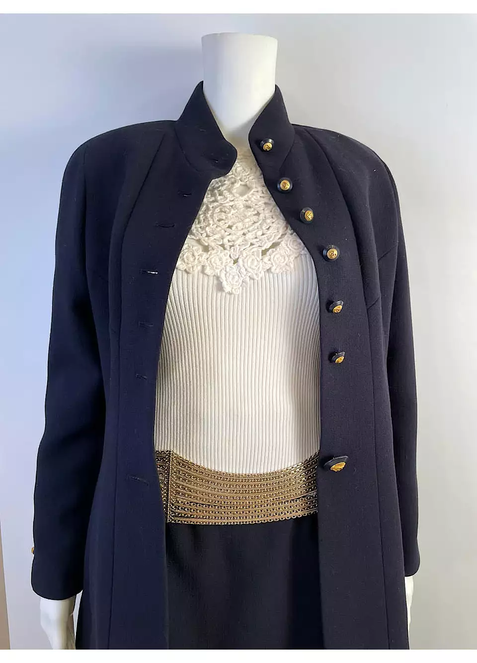 93P/93A 1993 Chanel Boutique Vintage Dark Navy Skirt Suit Set FR 36/38