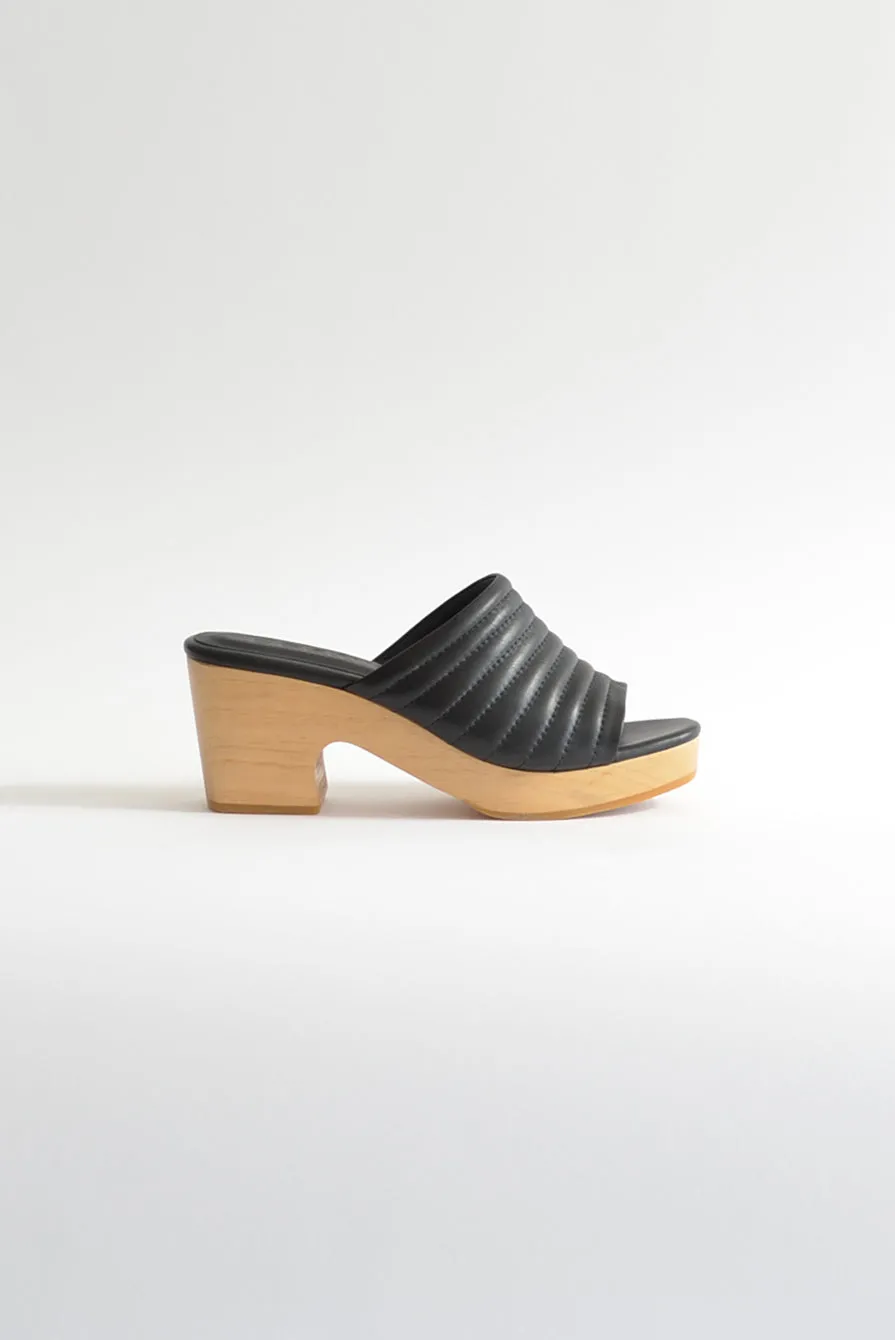 Beklina Open Toe Clog Black