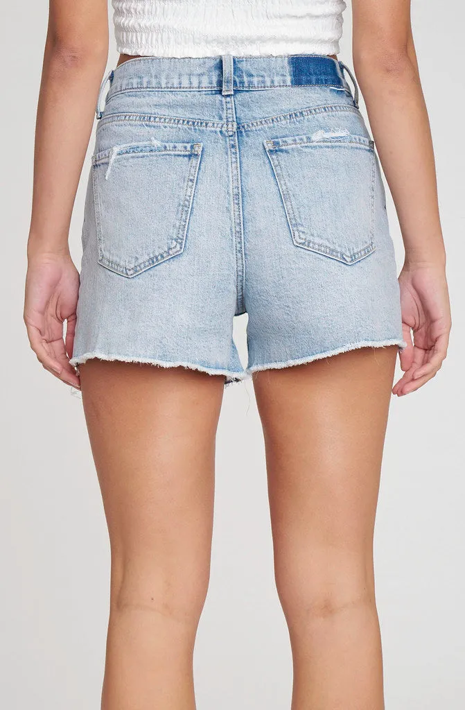 DAZE KNOCKOUT DENIM SHORTS IN SUN KISSED VINTAGE