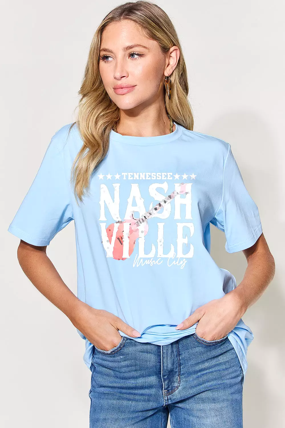 Nashville Print Full Size Letter Graphic Round Neck Short Sleeve T-Shirt