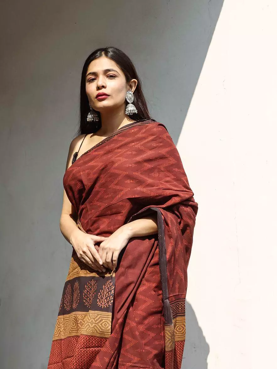 Roheda Chevron natural dyed handblock printed Bagru saree