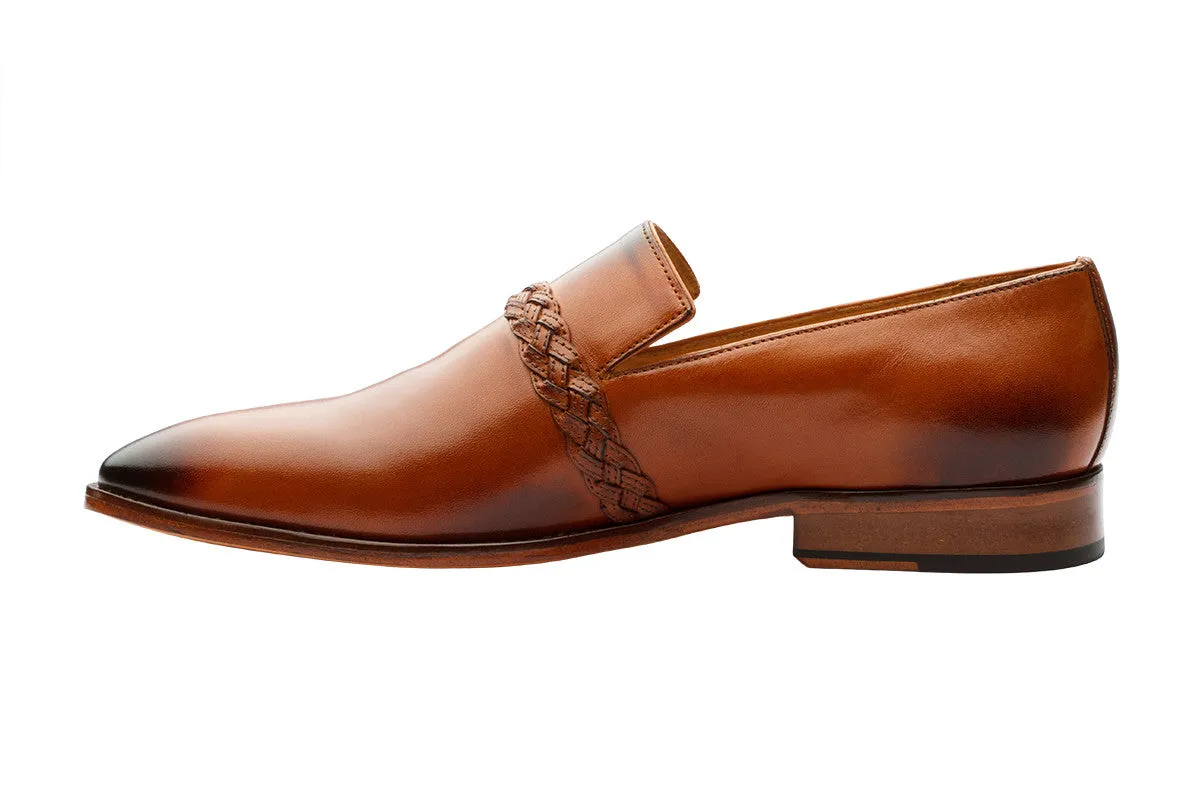 SLIP ON WITH PLEATED SADDLE - TAN