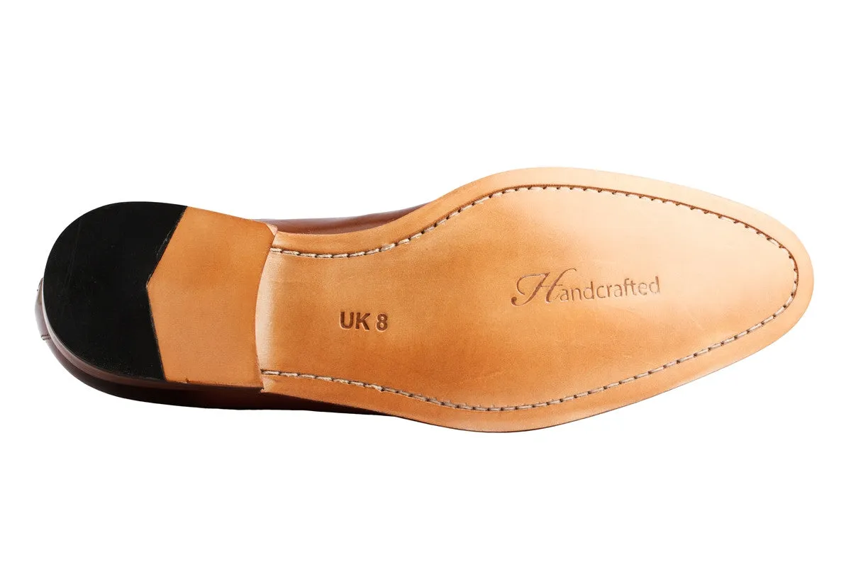 SLIP ON WITH PLEATED SADDLE - TAN